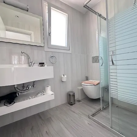 Apart-hotel Cosmos 4*