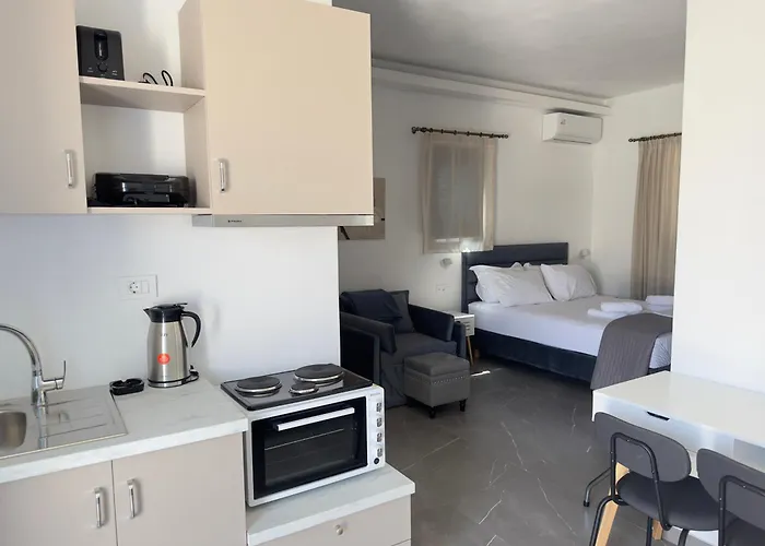 Cosmos Aparthotel 4*