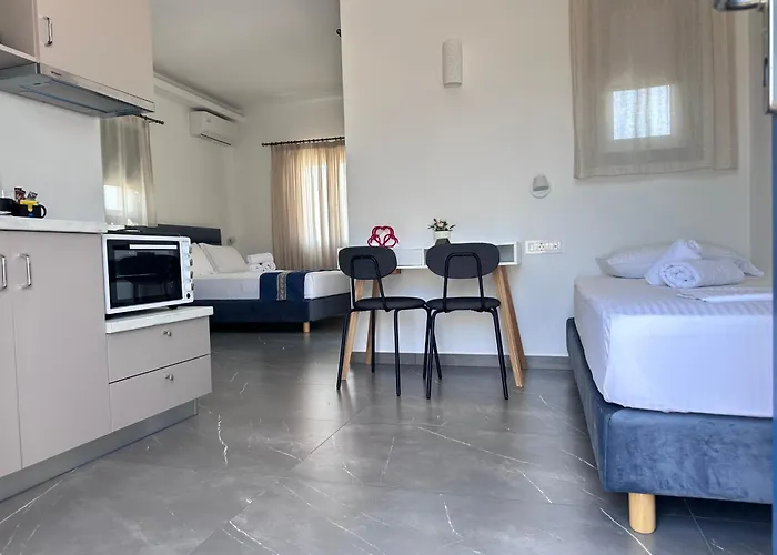 Aparthotel Cosmos 4*